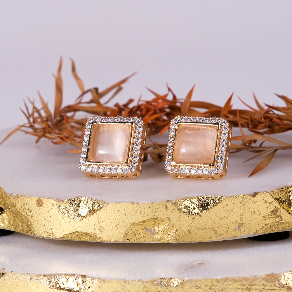Golden Doria Studs