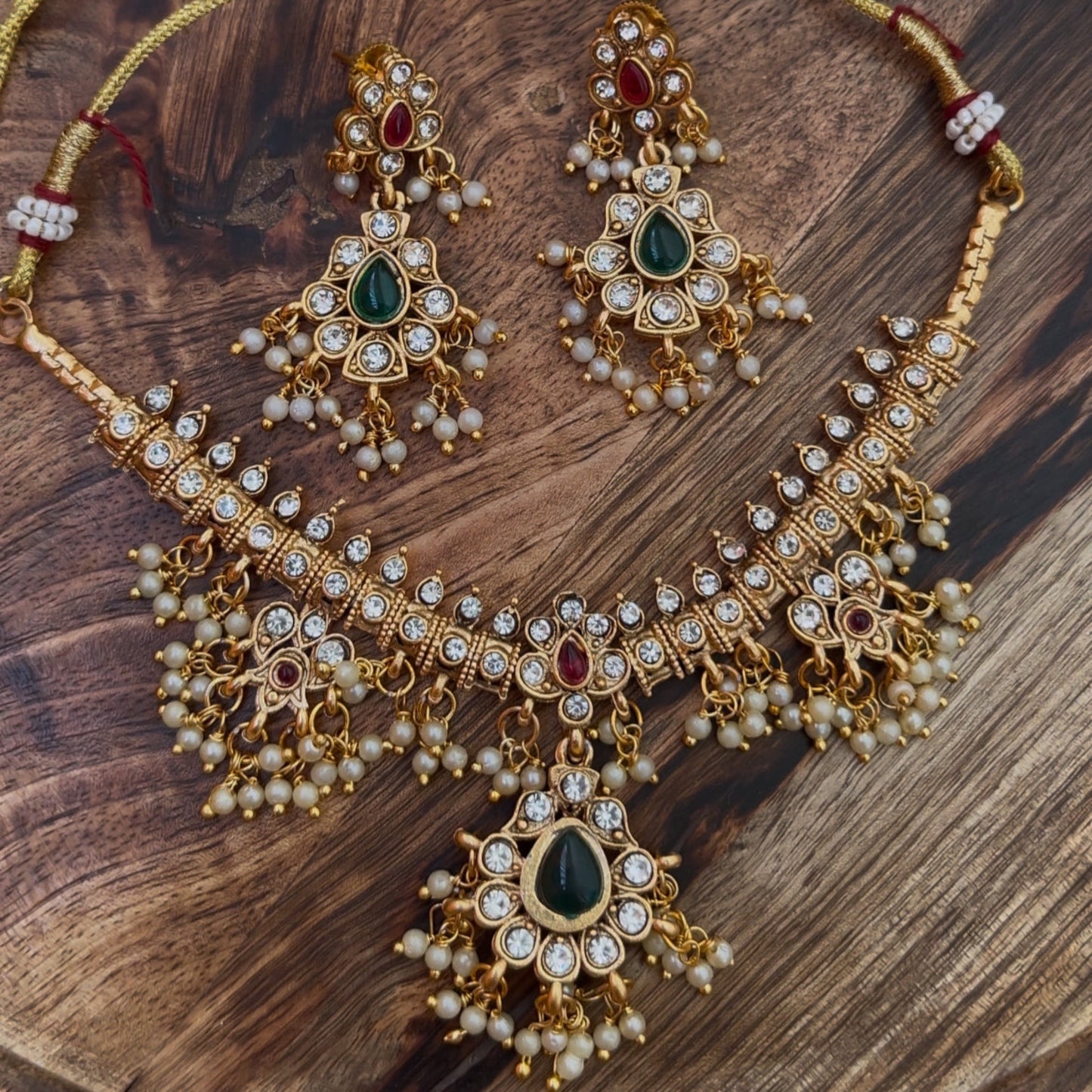 Aarti south pearl choker
