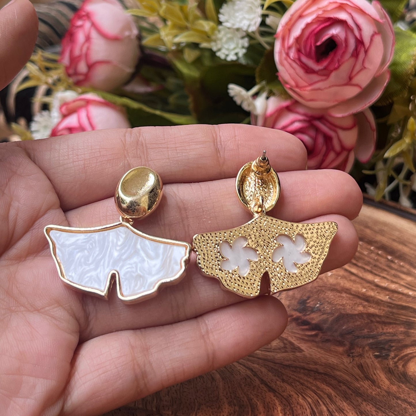 Korean Mother of pearl earrings