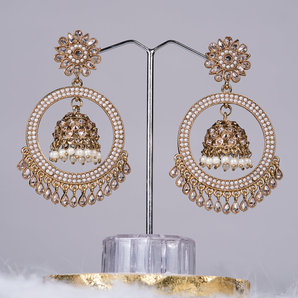 Moon Chandbali