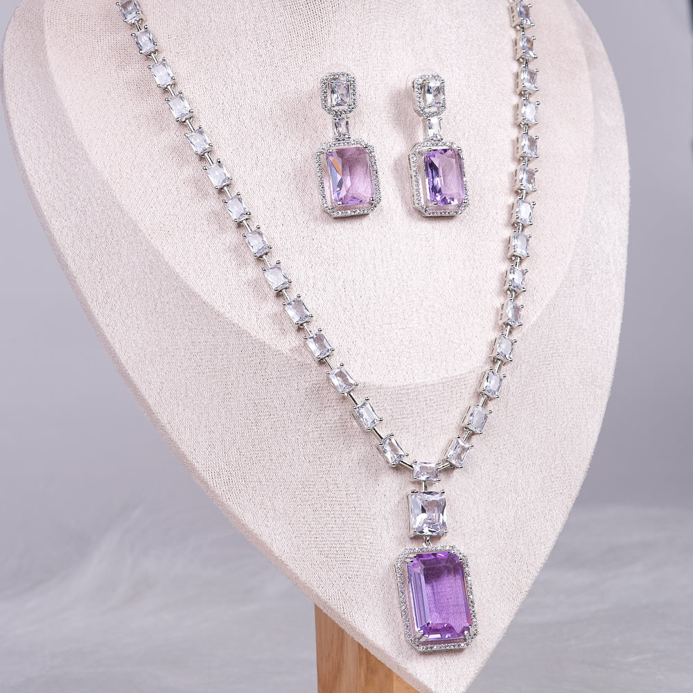 Ariana Bliss Necklace