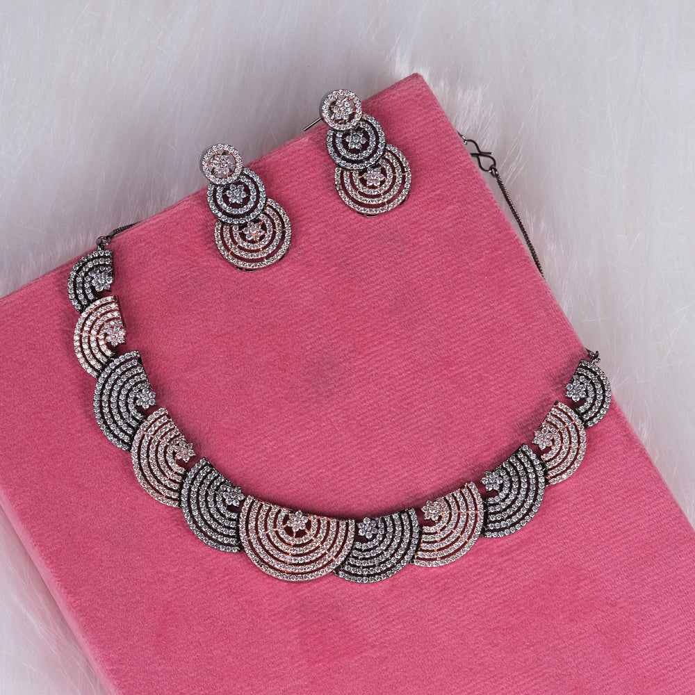 Serena Black gold Rose Polish Necklace