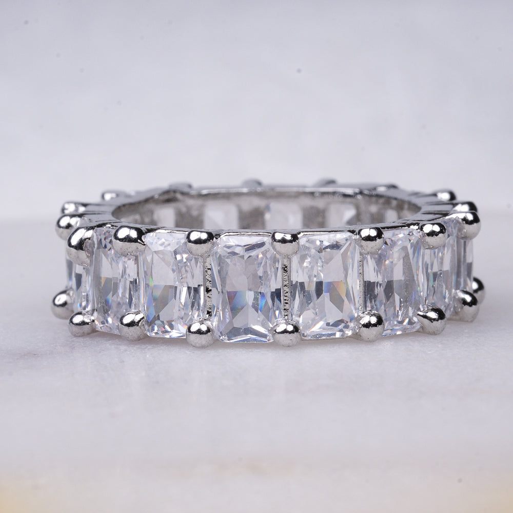 Lilly White AD Ring
