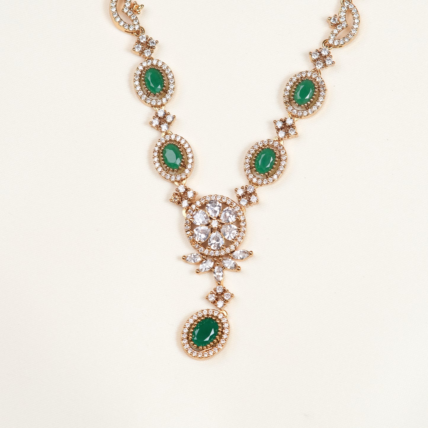 Maaira Green stone Necklace