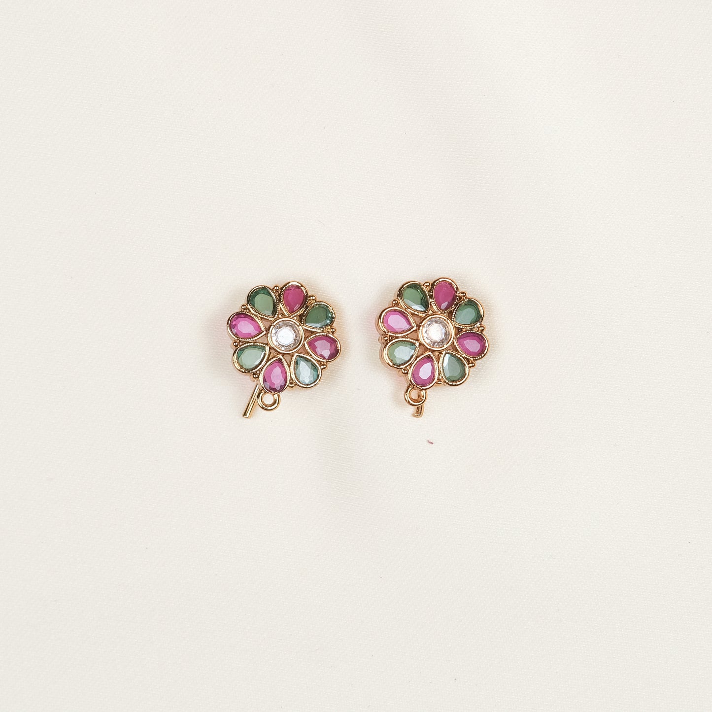Jaanvi Multicolour Chocker