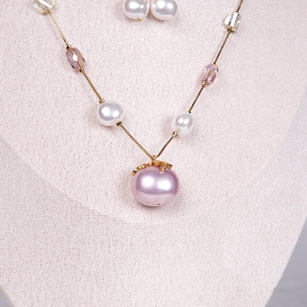 Korean Pearl Necklace