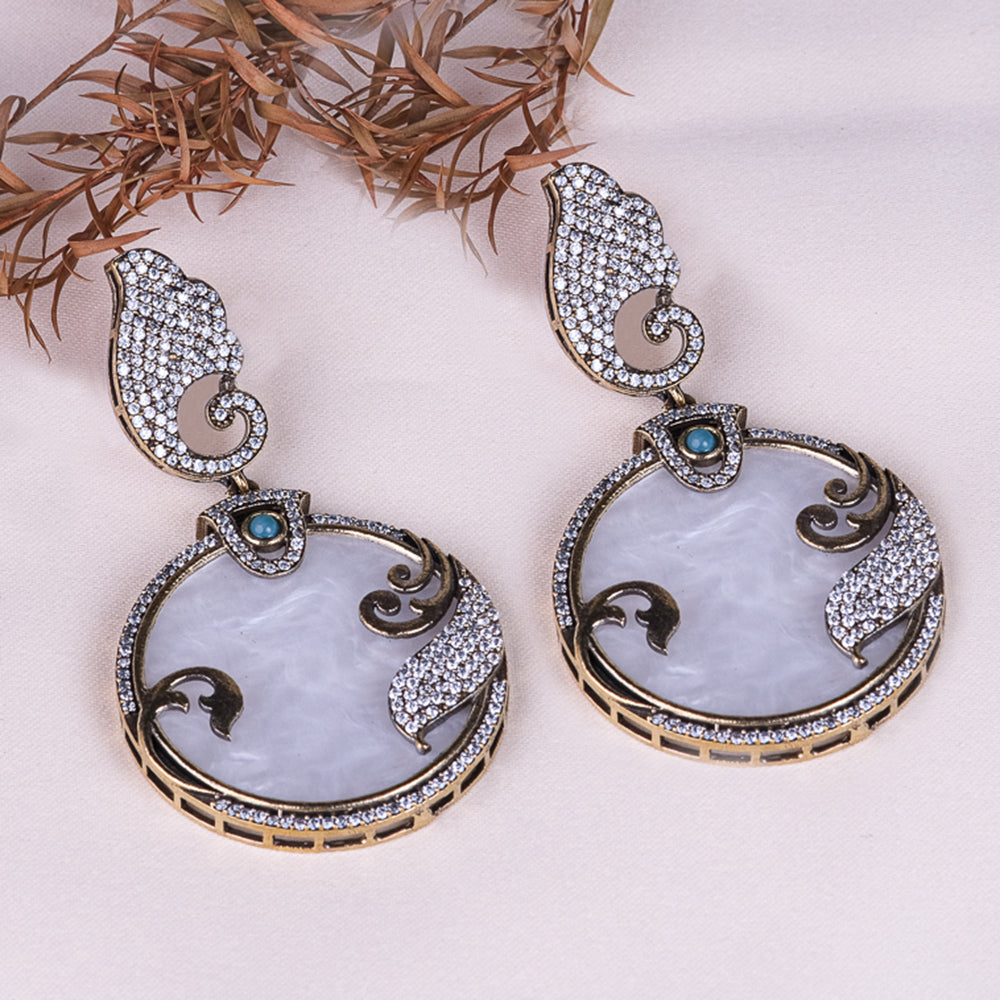 Krithi Zirconia MOP Earrings