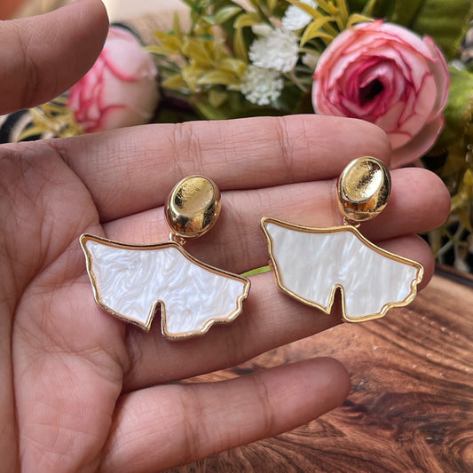 Korean Mother of pearl earrings