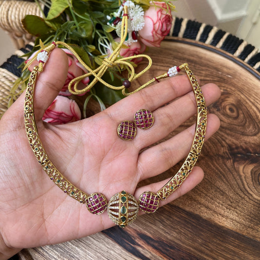 Aarthi hasli south necklace