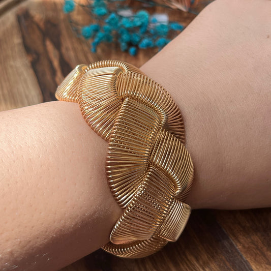 Korean stretchable bracelet