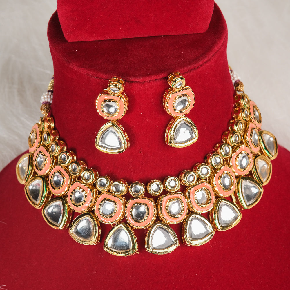 Elegant Kundan Necklace
