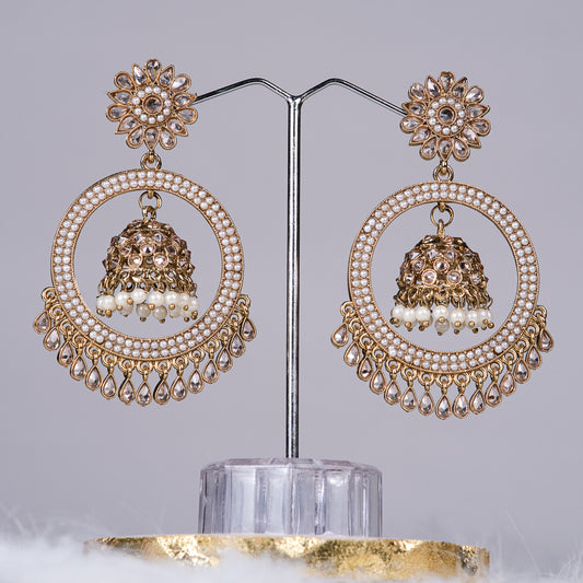 Moon Chandbali