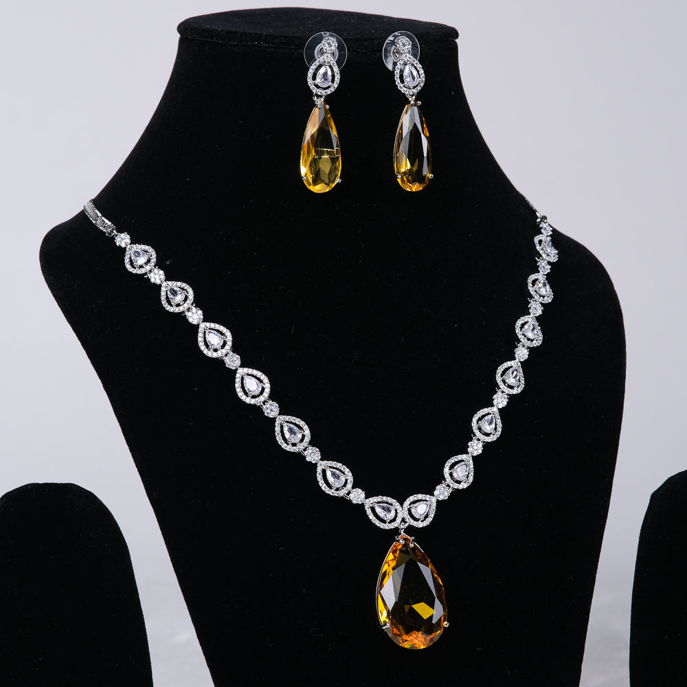 Ava Trend Yellow Necklace
