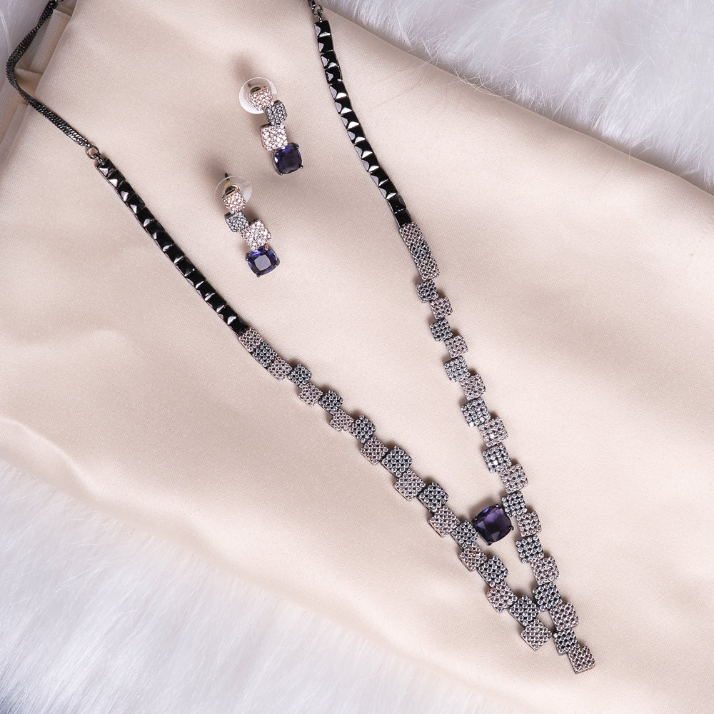 Nary Zirconia Purple necklace