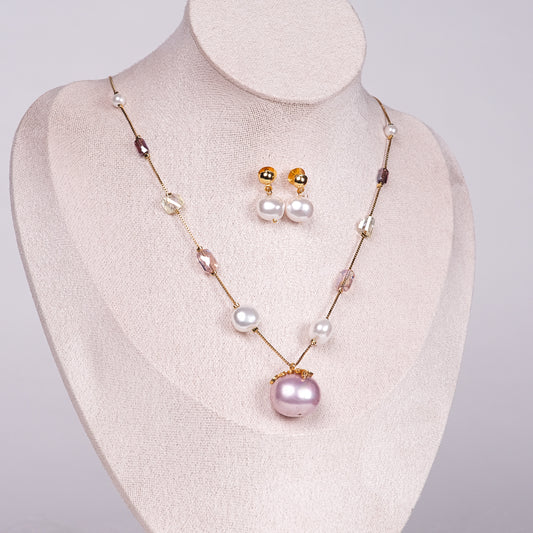 Korean Pearl Necklace