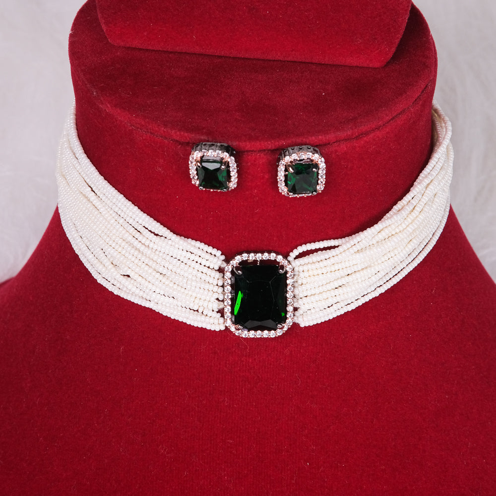 Meena Green Pearl Choker