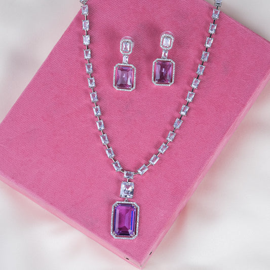 Ariana Bliss Necklace