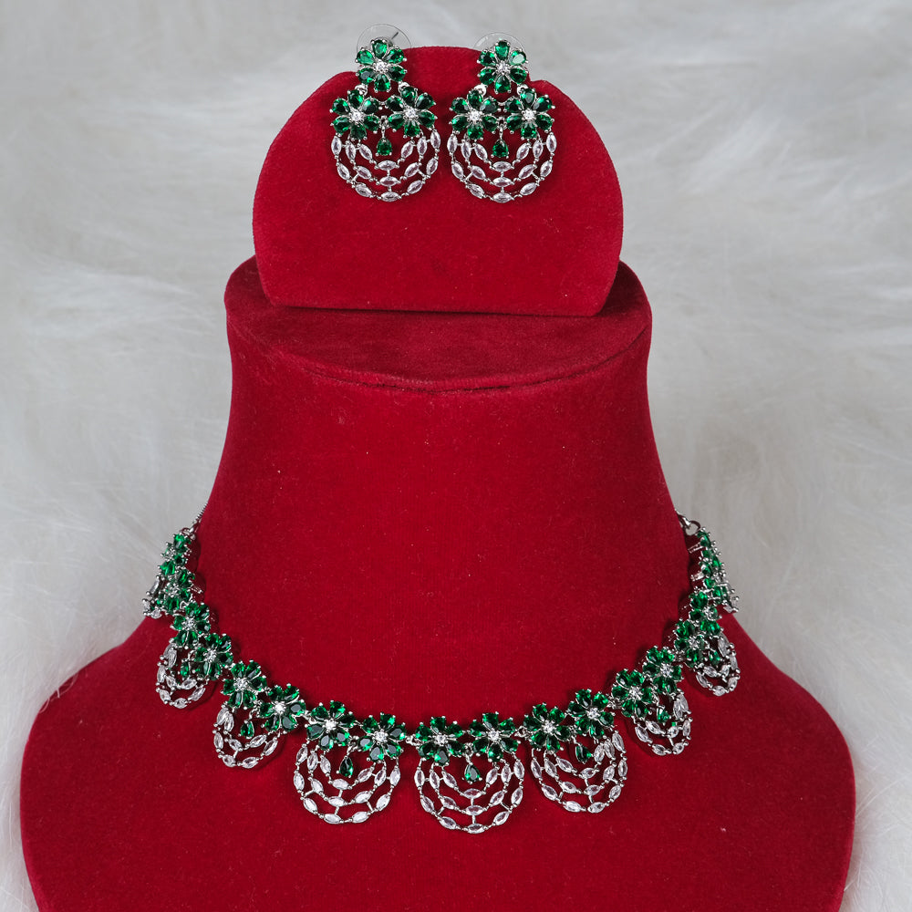 Eleanor Classic AD Choker